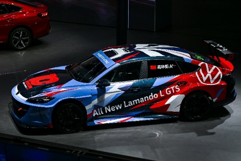 A race car on a trackAI-generated content may be incorrect.